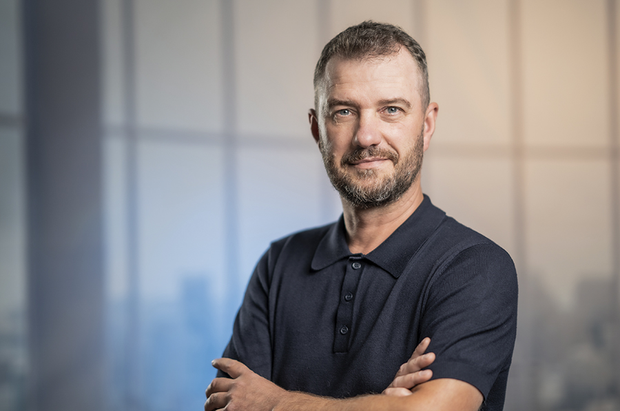 Jaroslaw Okon, Gerente de Mídia Visual EMEA, Tornesch