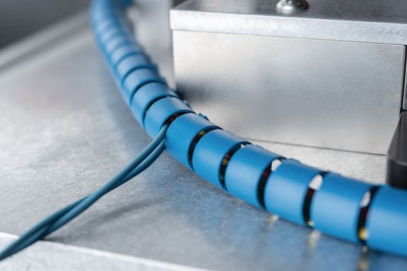Tubo Espiral Detectável com Partículas Metálicas